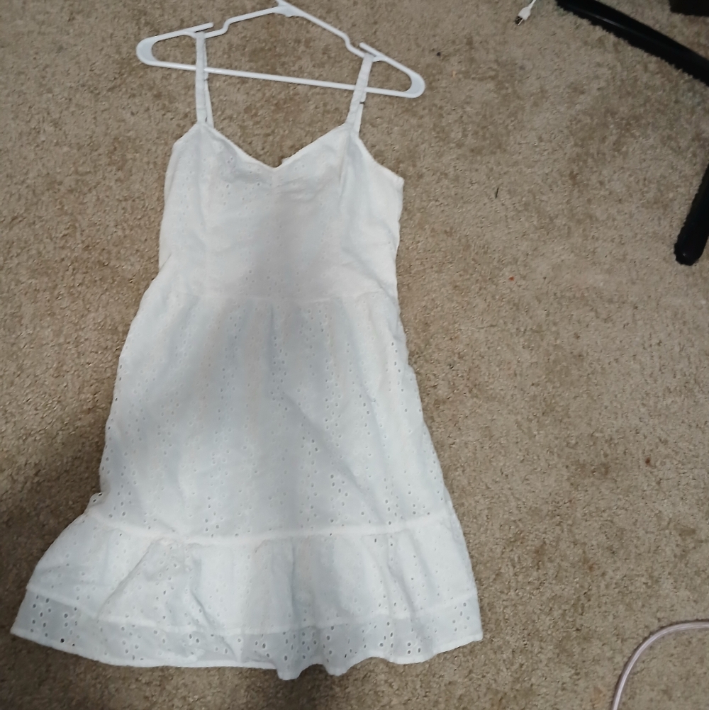 White Dress With Spagetti Straps